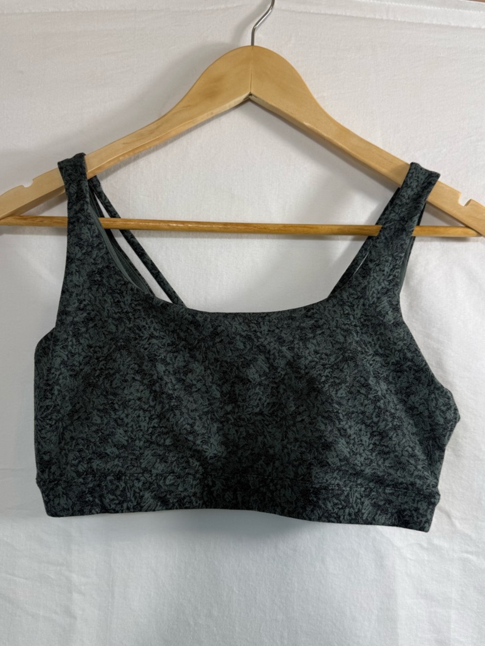 Athleta Dark Charcoal Pattern Sports Bra